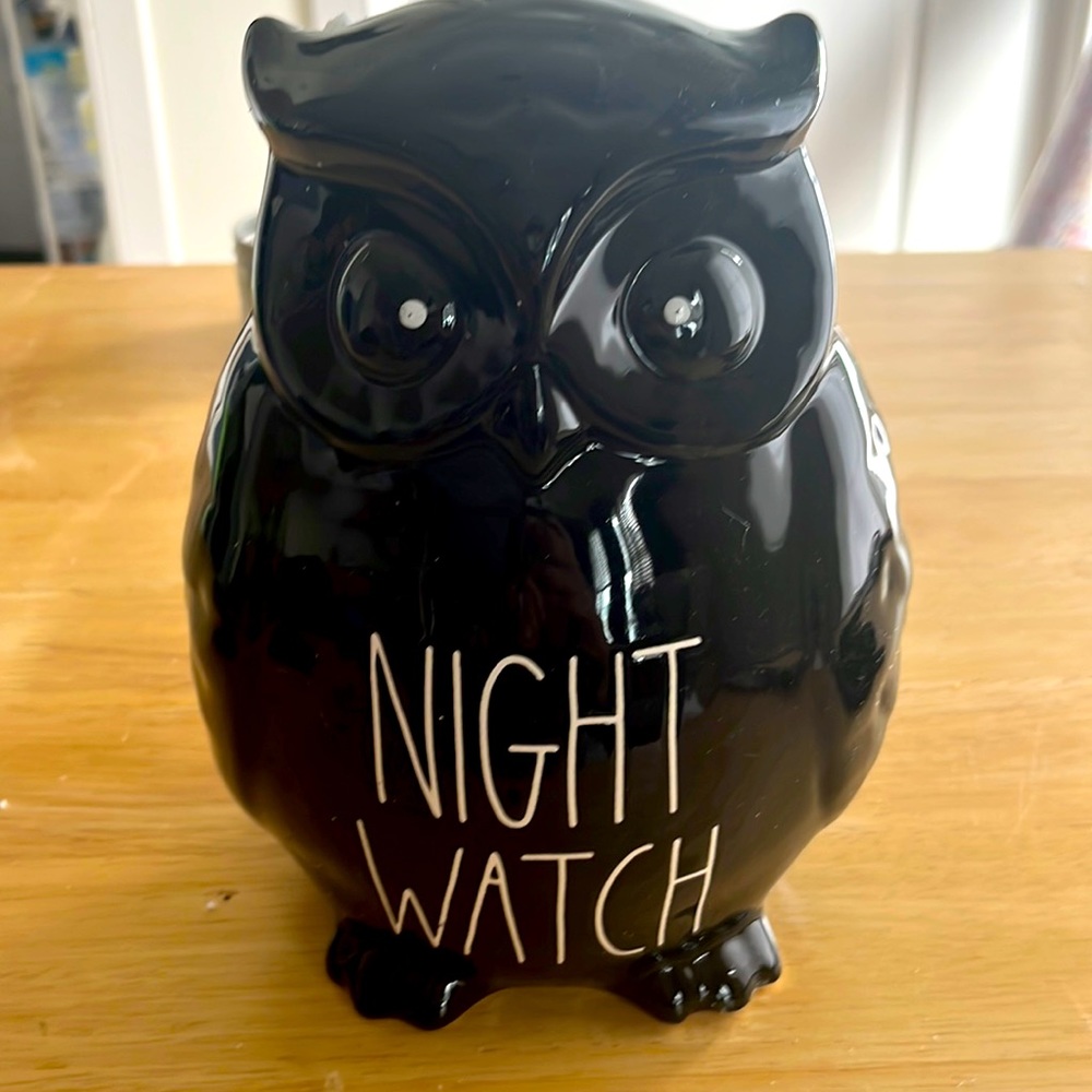 RD SALE! NEW- Rae Dunn "Night Watch" black owl; ~8x6"